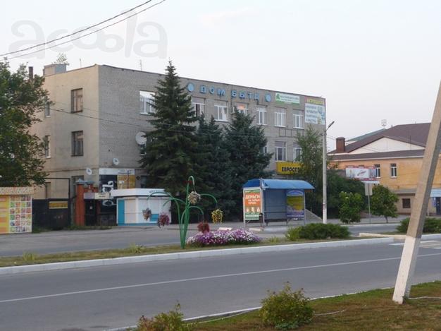 Продаётся или сдается в аренду цокольный этаж 3-х этажного здания 325 кв. м